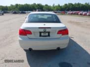 ✅ 2011 BMW 3 Series 335i • VIN: WBADX7C52BE743713 • Lot: 42412884. Listed on IAAI with 124,014 mi. Free auction sales archive from the USA and detailed vehicle history report at DreamBid. Image 16.