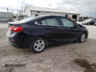 ✅ 2017 Chevrolet Cruze LT • VIN: 1G1BE5SM8H7139800 • Лот: 69847442. Размещён на Copart с пробегом 103 376 миль миль. Получите бесплатный доступ к архиву аукционных продаж из США и посмотрите подробный отчёт об истории автомобиля на DreamBid. Изображение 3.