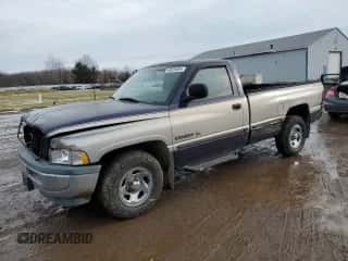 1998 Dodge 1500 с VIN 3B7HC16Y7WM242822, выставлен на аукционе Copart как лот 86508864 с пробегом 109 254 миль миль и Списание • Salvage title. История ставок и продаж доступна на DreamBid. Изображение 1.