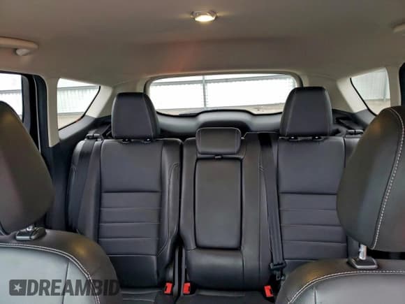 ✅ 2016 Ford Escape SE • VIN: 1FMCU9GX1GUA25156 • Lot: 93859015. Wystawiony na Copart z przebiegiem 119 857 mil. Bezpłatny archiwum sprzedaży aukcyjnych z USA i szczegółowy raport historii pojazdu na DreamBid. Zdjęcie 10.