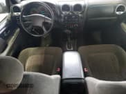 ✅ 2004 GMC Envoy SLE • VIN: 1GKDT13S342140960 • Лот: 68049835. Опубликован ранее на Copart с пробегом 287 399 миль. Бесплатный доступ к архиву аукционных продаж из США и подробный отчёт об истории автомобиля на DreamBid. Изображение 8.