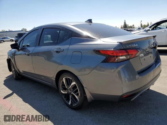 ✅ 2024 Nissan Versa SR • VIN: 3N1CN8FVXRL920687 • Лот: 63278795. Опубликован ранее на Copart с пробегом 5 258 миль. Бесплатный доступ к архиву аукционных продаж из США и подробный отчёт об истории автомобиля на DreamBid. Изображение 2.