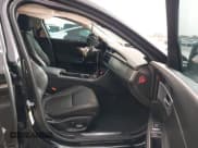 ✅ 2019 Jaguar XF 25t Premium • VIN: SAJBD4FX4KCY79210 • Lot: 41716178. Wystawiony na IAAI z przebiegiem 76 314 mil. Bezpłatny archiwum sprzedaży aukcyjnych z USA i szczegółowy raport historii pojazdu na DreamBid. Zdjęcie 5.