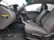 ✅ 2016 Hyundai Elantra SE • VIN: 5NPDH4AE1GH707293 • Lot: 90349095. Wystawiony na Copart z przebiegiem 117 755 mil. Bezpłatny archiwum sprzedaży aukcyjnych z USA i szczegółowy raport historii pojazdu na DreamBid. Zdjęcie 7.