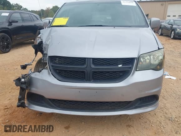 ✅ 2019 Dodge Grand Caravan SXT • VIN: 2C4RDGCG6KR776932 • Лот: 43374660. Опубликован ранее на IAAI с пробегом 164 314 миль. Бесплатный доступ к архиву аукционных продаж из США и подробный отчёт об истории автомобиля на DreamBid. Изображение 13.