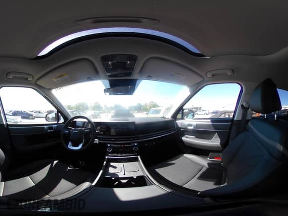 2025 Hyundai Santa Fe XRT с VIN 5NMP3DGLXSH118704, выставлен на аукционе IAAI как лот 41804081 с пробегом 77 миль миль и . История ставок и продаж доступна на DreamBid. Изображение 22.