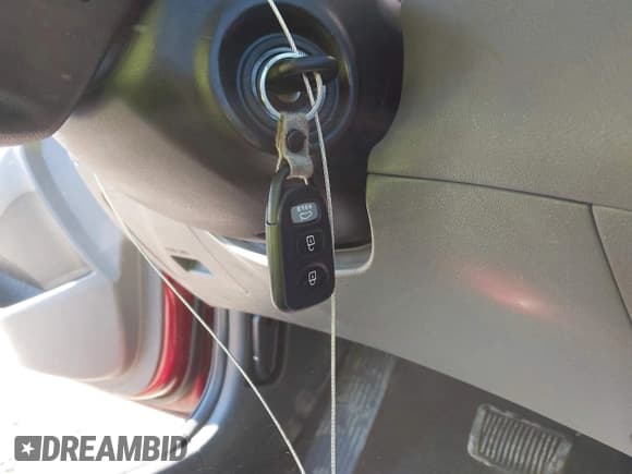 ✅ 2015 Hyundai Elantra SE • VIN: 5NPDH4AE9FH614150 • Lot: 43478908. Listed on IAAI with 185,399 mi. Free auction sales archive from the USA and detailed vehicle history report at DreamBid. Image 11.