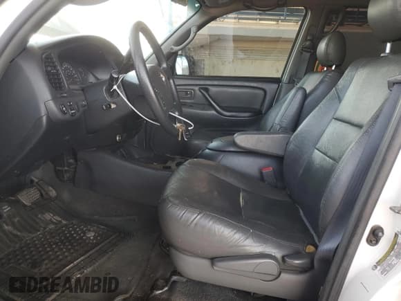 ✅ 2005 Toyota Tundra SR5 • VIN: 5TBET34165S486800 • Lot: 55484995. Listed on Copart with 184,923 mi. Free auction sales archive from the USA and detailed vehicle history report at DreamBid. Image 7.