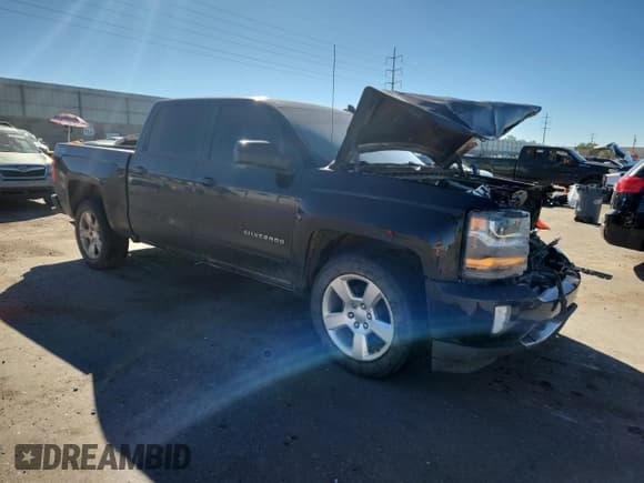 ✅ 2017 Chevrolet Silverado 1500 LT • VIN: 3GCUKREC8HG377976 • Lot: 86156325. Listed on Copart with 288,950 mi. Free auction sales archive from the USA and detailed vehicle history report at DreamBid. Image 4.