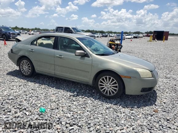 ✅ 2009 Mercury Milan Premier • VIN: 3MEHM08199R623892 • Lot: 60420455. Listed on Copart with 171,849 mi. Free auction sales archive from the USA and detailed vehicle history report at DreamBid. Image 4.