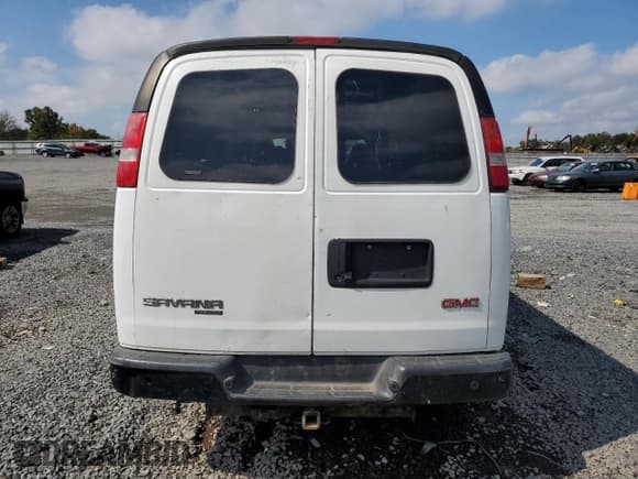✅ 2016 GMC Savana Cargo • VIN: 1GTZ7HFG2G1312220 • Lot: 71509005. Wystawiony na Copart z przebiegiem 156 904 mil. Bezpłatny archiwum sprzedaży aukcyjnych z USA i szczegółowy raport historii pojazdu na DreamBid. Zdjęcie 6.