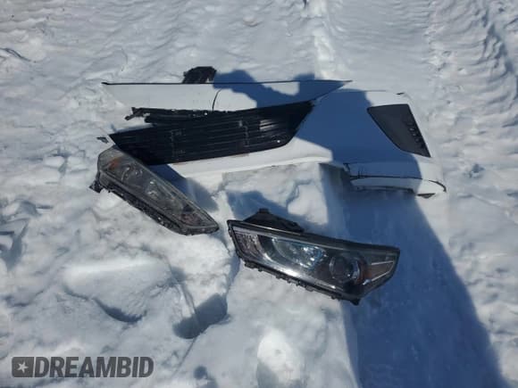 ✅ 2018 Hyundai Ioniq Blue • VIN: KMHC65LC5JU075832 • Lot: 46106865. Wystawiony na Copart z przebiegiem 47 385 mil. Bezpłatny archiwum sprzedaży aukcyjnych z USA i szczegółowy raport historii pojazdu na DreamBid. Zdjęcie 12.