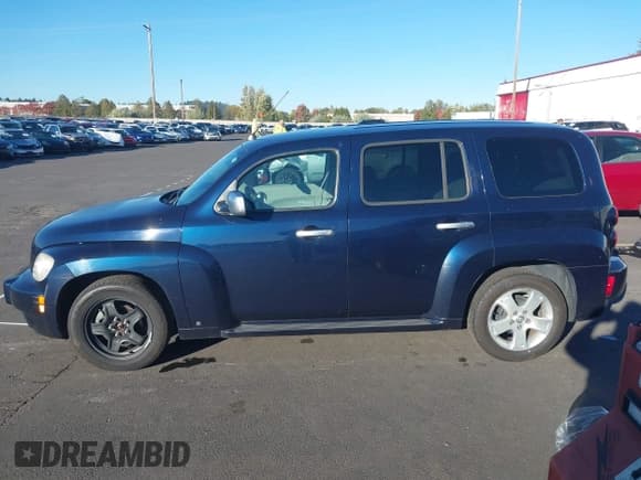 ✅ 2007 Chevrolet HHR LT • VIN: 3GNDA23D77S562920 • Lot: 43443202. Listed on IAAI with 139,466 mi. Free auction sales archive from the USA and detailed vehicle history report at DreamBid. Image 14.