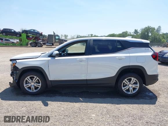 ✅ 2022 GMC Terrain SLE • VIN: 3GKALTEV0NL290921 • Lot: 42812782. Listed on IAAI with 54,646 mi. Free auction sales archive from the USA and detailed vehicle history report at DreamBid. Image 15.