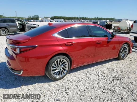 ✅ 2025 Lexus ES 300h Ultra Luxury • VIN: 58AFA1C12SU058645 • Lot: 86185265. Listed on Copart with 5,634 mi. Free auction sales archive from the USA and detailed vehicle history report at DreamBid. Image 3.