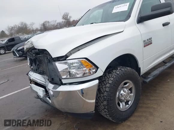 ✅ 2013 Ram 2500 Tradesman • VIN: 3C6UR5HL0DG580930 • Lot: 43697234. Wystawiony na IAAI z przebiegiem 68 246 mil. Bezpłatny archiwum sprzedaży aukcyjnych z USA i szczegółowy raport historii pojazdu na DreamBid. Zdjęcie 18.