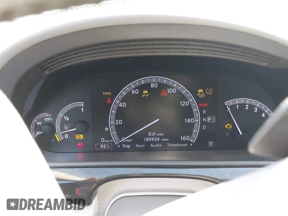 ✅ 2013 Mercedes-Benz S 550 • VIN: WDDNG7DB3DA493412 • Лот: 42498601. Опубликован ранее на IAAI с пробегом 185 926 миль. Бесплатный доступ к архиву аукционных продаж из США и подробный отчёт об истории автомобиля на DreamBid. Изображение 7.