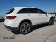 ✅ 2021 Mercedes-Benz GLC 300 • VIN: W1N0G8DB6MV270678 • Lot: 86486955. Wystawiony na Copart z przebiegiem 62 637 mil. Bezpłatny archiwum sprzedaży aukcyjnych z USA i szczegółowy raport historii pojazdu na DreamBid. Zdjęcie 3.