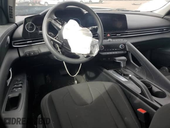 ✅ 2024 Hyundai Elantra SEL • VIN: KMHLM4DG9RU836942 • Лот: 71898695. Размещён на Copart с пробегом 41 261 миль миль. Получите бесплатный доступ к архиву аукционных продаж из США и посмотрите подробный отчёт об истории автомобиля на DreamBid. Изображение 8.