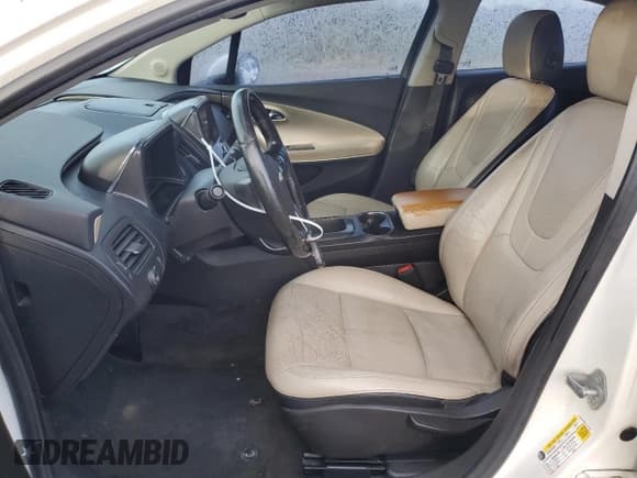 ✅ 2012 Chevrolet Volt • VIN: 1G1RB6E4XCU103769 • Lot: 75933774. Wystawiony na Copart z przebiegiem 193 409 mil. Bezpłatny archiwum sprzedaży aukcyjnych z USA i szczegółowy raport historii pojazdu na DreamBid. Zdjęcie 7.