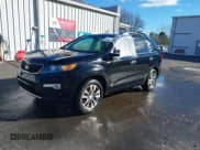✅ 2013 Kia Sorento SX • VIN: 5XYKWDA28DG385774 • Lot: 43789245. Listed on IAAI with 142,953 mi. Free auction sales archive from the USA and detailed vehicle history report at DreamBid. Image 2.