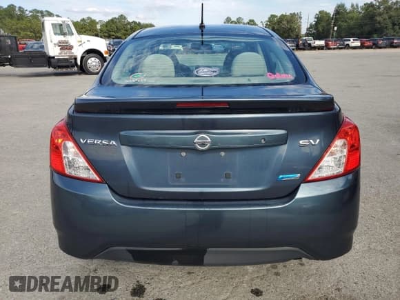 ✅ 2015 Nissan Versa S • VIN: 3N1CN7AP2FL819464 • Lot: 84250585. Listed on Copart with 119,930 mi. Free auction sales archive from the USA and detailed vehicle history report at DreamBid. Image 6.