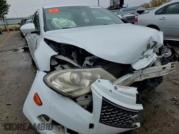 ✅ 2013 Suzuki Kizashi SE • VIN: JS2RE9A31D6100266 • Lot: 79129574. Listed on Copart with Not provided. Free auction sales archive from the USA and detailed vehicle history report at DreamBid. Image 11.