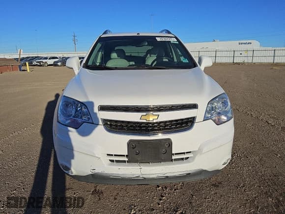 ✅ 2013 Chevrolet Captiva Sport LT • VIN: 3GNAL3EK1DS610986 • Lot: 87472224. Wystawiony na Copart z przebiegiem 60 178 mil. Bezpłatny archiwum sprzedaży aukcyjnych z USA i szczegółowy raport historii pojazdu na DreamBid. Zdjęcie 5.