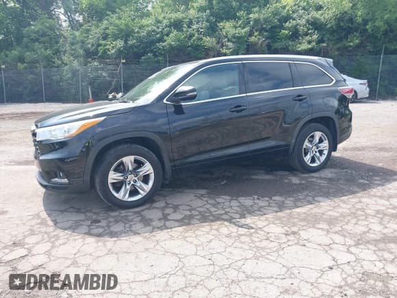 ✅ 2015 Toyota Highlander Limited • VIN: 5TDDKRFH3FS081529 • Lot: 42355446. Wystawiony na IAAI z przebiegiem 114 890 mil. Bezpłatny archiwum sprzedaży aukcyjnych z USA i szczegółowy raport historii pojazdu na DreamBid. Zdjęcie 2.