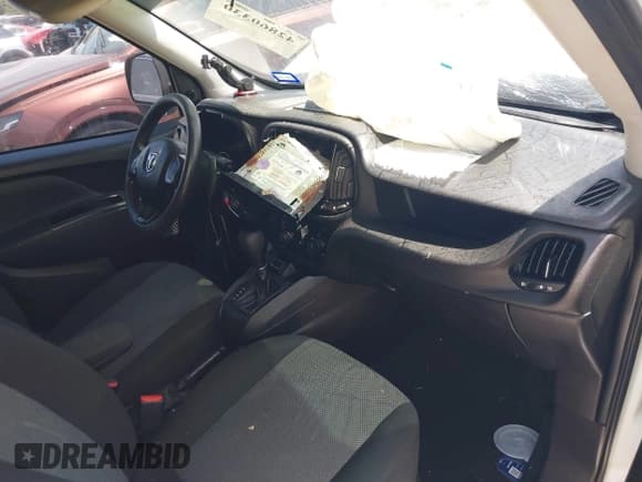 ✅ 2018 Ram ProMaster City Cargo Tradesman • VIN: ZFBERFAB5J6L41104 • Lot: 42860330. Wystawiony na IAAI z przebiegiem 104 245 mil. Bezpłatny archiwum sprzedaży aukcyjnych z USA i szczegółowy raport historii pojazdu na DreamBid. Zdjęcie 5.