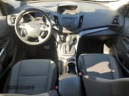 ✅ 2013 Ford Escape SE • VIN: 1FMCU0GX3DUB40753 • Lot: 92028245. Wystawiony na Copart z przebiegiem 183 937 mil. Bezpłatny archiwum sprzedaży aukcyjnych z USA i szczegółowy raport historii pojazdu na DreamBid. Zdjęcie 8.