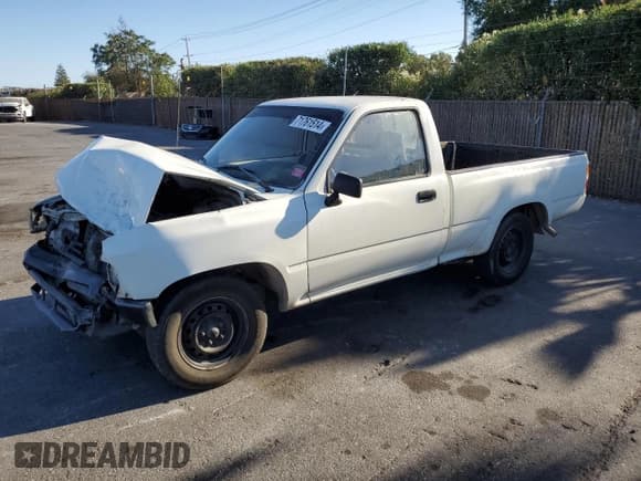 ✅ 1992 Toyota Pickup • VIN: JT4RN81A5N0103131 • Лот: 71761514. Опубликован ранее на Copart с пробегом 156 199 миль. Бесплатный доступ к архиву аукционных продаж из США и подробный отчёт об истории автомобиля на DreamBid. Изображение 1.