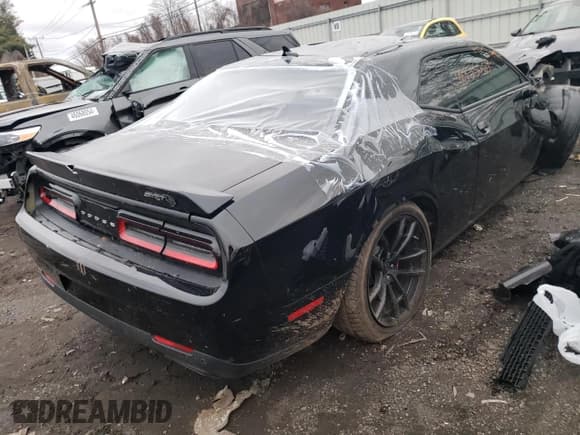 ✅ 2023 Dodge Challenger SRT Hellcat Widebody Jailbreak • VIN: 2C3CDZC95PH544150 • Lot: 46039554. Wystawiony na Copart z przebiegiem Nie podano. Bezpłatny archiwum sprzedaży aukcyjnych z USA i szczegółowy raport historii pojazdu na DreamBid. Zdjęcie 3.