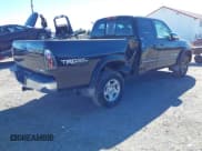 ✅ 2004 Toyota Tundra SR5 • VIN: 5TBBT44174S446703 • Lot: 43470276. Wystawiony na IAAI z przebiegiem 212 017 mil. Bezpłatny archiwum sprzedaży aukcyjnych z USA i szczegółowy raport historii pojazdu na DreamBid. Zdjęcie 4.