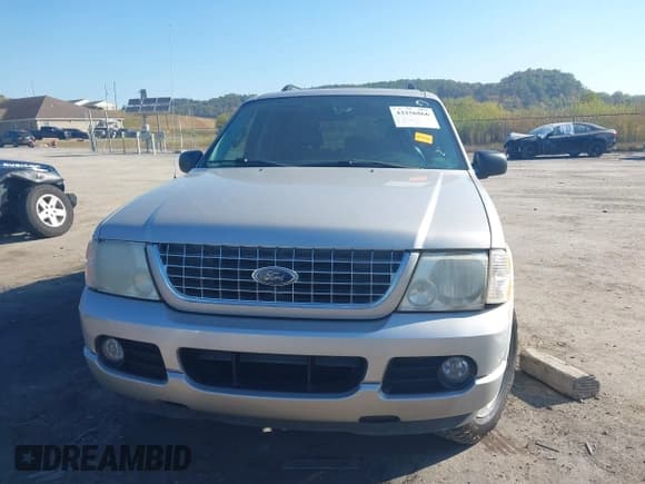 ✅ 2005 Ford Explorer Limited • VIN: 1FMZU75K45UA25140 • Лот: 43256866. Опубликован ранее на IAAI с пробегом 239 191 миль. Бесплатный доступ к архиву аукционных продаж из США и подробный отчёт об истории автомобиля на DreamBid. Изображение 11.