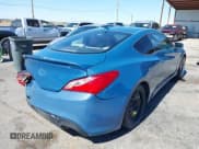 ✅ 2010 Hyundai Genesis Coupe Track • VIN: KMHHU6KH2AU010760 • Lot: 42688972. Wystawiony na IAAI z przebiegiem 112 055 mil. Bezpłatny archiwum sprzedaży aukcyjnych z USA i szczegółowy raport historii pojazdu na DreamBid. Zdjęcie 4.