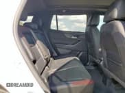 ✅ 2025 Chevrolet Equinox FWD RS • VIN: 3GNAXLEG7SL159148 • Lot: 71194425. Wystawiony na Copart z przebiegiem 5 221 mil. Bezpłatny archiwum sprzedaży aukcyjnych z USA i szczegółowy raport historii pojazdu na DreamBid. Zdjęcie 11.