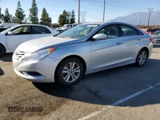 ✅ 2013 Hyundai Sonata GLS • VIN: 5NPEB4AC5DH701609 • Lot: 77404304. Listed on Copart with 122,414 mi. Free auction sales archive from the USA and detailed vehicle history report at DreamBid. Image 1.