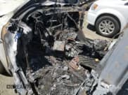 ✅ 2017 Bentley Bentayga W12 • VIN: SJAAC2ZV6HC015975 • Lot: 58138354. Wystawiony na Copart z przebiegiem Nie podano. Bezpłatny archiwum sprzedaży aukcyjnych z USA i szczegółowy raport historii pojazdu na DreamBid. Zdjęcie 7.