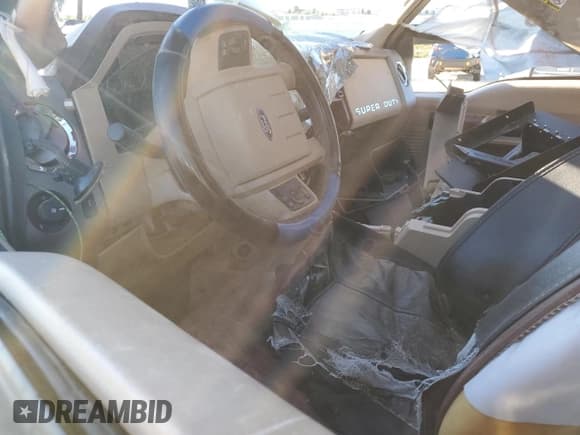 ✅ 2011 Ford F-350 Lariat • VIN: 1FT8W3BT2BEB75074 • Лот: 82124205. Опубликован ранее на Copart с пробегом Не указан. Бесплатный доступ к архиву аукционных продаж из США и подробный отчёт об истории автомобиля на DreamBid. Изображение 8.