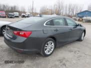 ✅ 2017 Chevrolet Malibu LT • VIN: 1G1ZE5ST5HF120410 • Lot: 43632209. Listed on IAAI with 43,173 mi. Free auction sales archive from the USA and detailed vehicle history report at DreamBid. Image 4.