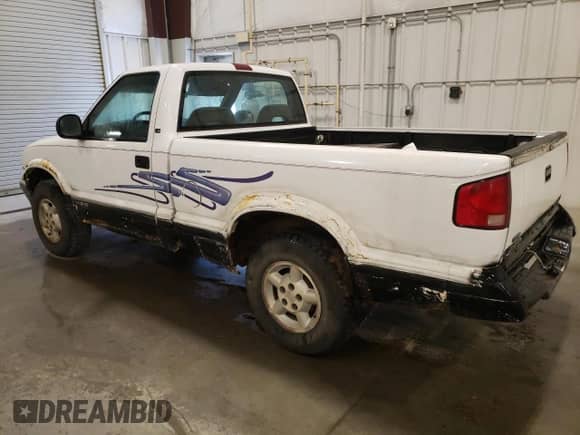 1996 Chevrolet S-10 с VIN 1GCDT14X1TK235411, выставлен на аукционе Copart как лот 55725135 с пробегом 222 430 миль миль и Чистый • Clean title. История ставок и продаж доступна на DreamBid. Изображение 2.