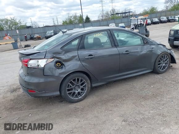✅ 2015 Ford Focus SE • VIN: 1FADP3F24FL286486 • Lot: 42041105. Listed on IAAI with 160,217 mi. Free auction sales archive from the USA and detailed vehicle history report at DreamBid. Image 4.