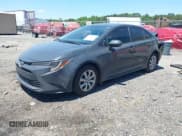 ✅ 2025 Toyota Corolla LE • VIN: 5YFB4MDE8SP272976 • Lot: 42198575. Wystawiony na IAAI z przebiegiem 13 029 mil. Bezpłatny archiwum sprzedaży aukcyjnych z USA i szczegółowy raport historii pojazdu na DreamBid. Zdjęcie 2.