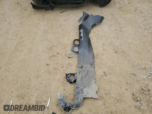 ✅ 2019 Dodge Challenger R/T Scat Pack • VIN: 2C3CDZFJ3KH618521 • Lot: 51953755. Wystawiony na Copart z przebiegiem Nie podano. Bezpłatny archiwum sprzedaży aukcyjnych z USA i szczegółowy raport historii pojazdu na DreamBid. Zdjęcie 12.