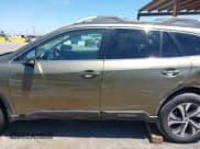 ✅ 2020 Subaru Outback Touring • VIN: 4S4BTAPC7L3241817 • Lot: 42336018. Listed on IAAI with 40,058 mi. Free auction sales archive from the USA and detailed vehicle history report at DreamBid. Image 14.