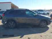 ✅ 2017 Jeep Cherokee Latitude • VIN: 1C4PJLCB8HW547553 • Лот: 41666321. Опубликован ранее на IAAI с пробегом 101 132 миль. Бесплатный доступ к архиву аукционных продаж из США и подробный отчёт об истории автомобиля на DreamBid. Изображение 13.