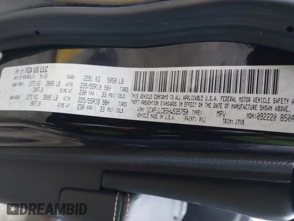 ✅ 2017 Jeep Cherokee Latitude • VIN: 1C4PJLCB5HW535750 • Lot: 41296212. Wystawiony na IAAI z przebiegiem 174 204 mil. Bezpłatny archiwum sprzedaży aukcyjnych z USA i szczegółowy raport historii pojazdu na DreamBid. Zdjęcie 9.