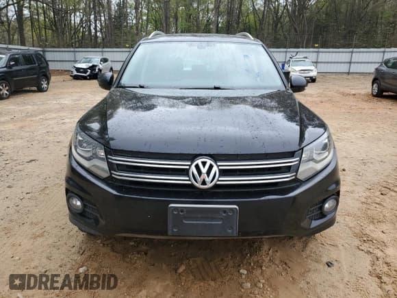 ✅ 2012 Volkswagen Tiguan LE • VIN: WVGAV7AX9CW555942 • Lot: 51303575. Listed on Copart with 130,491 mi. Free auction sales archive from the USA and detailed vehicle history report at DreamBid. Image 5.
