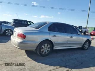 ✅ 2003 Hyundai Sonata • VIN: KMHWF25HX3A868844 • Lot: 81922105. Listed on Copart with 513,136 mi. Free auction sales archive from the USA and detailed vehicle history report at DreamBid. Image 3.